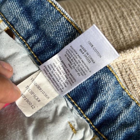 PacSun High Rise Blue Jeans - Picture 4 of 10